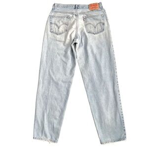 Vintage 2004 Levi’s 560 Comfort Fit Jeans Light Wash / Colombia Tag 33 X 34